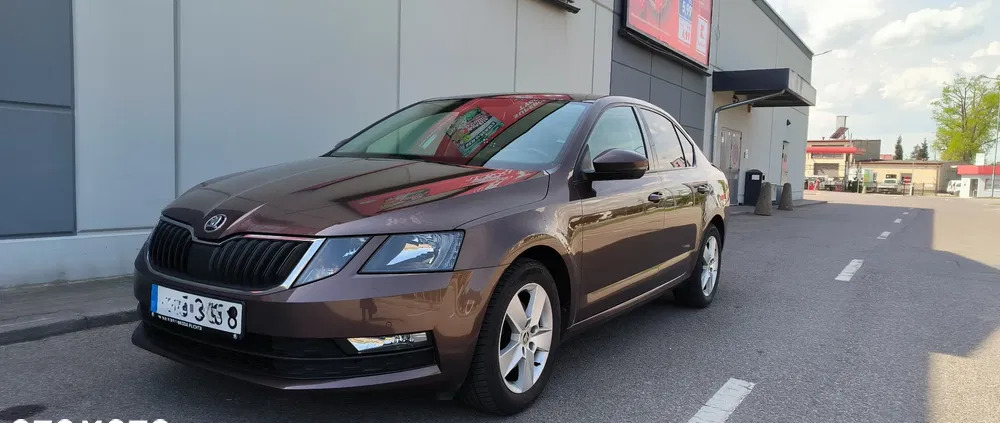 skoda octavia Skoda Octavia cena 62902 przebieg: 76400, rok produkcji 2018 z Złotów